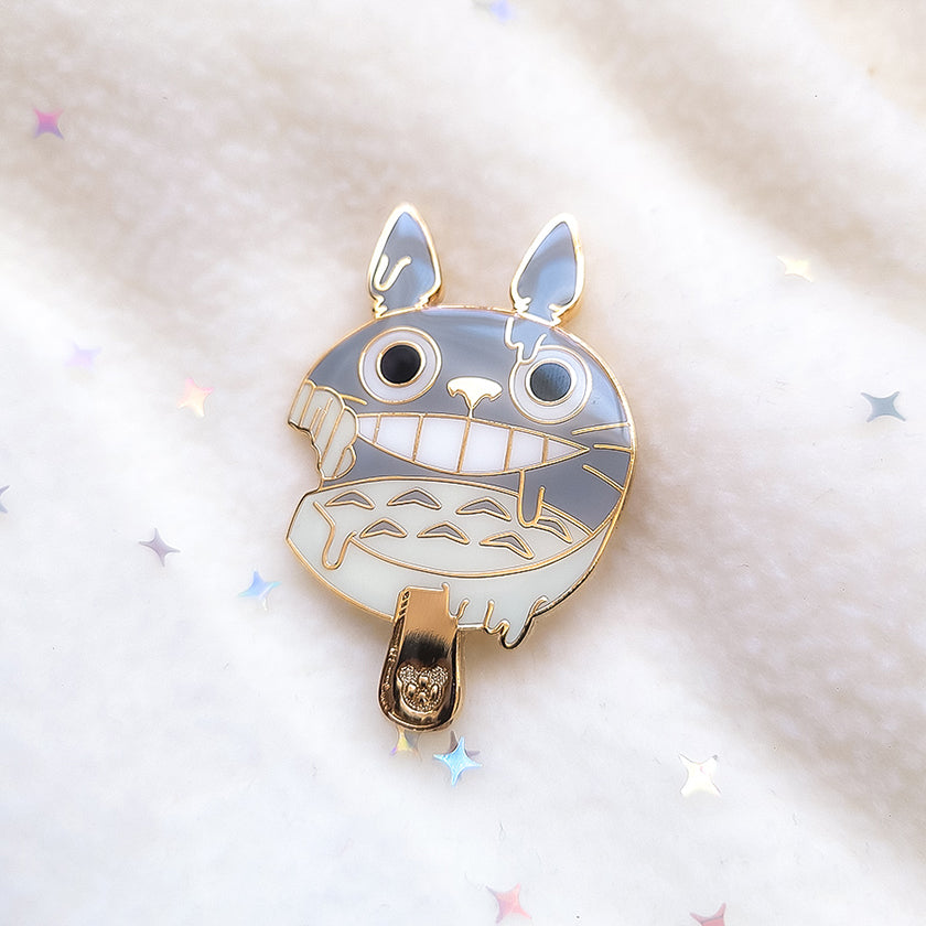 TOTORO POP ENAMEL PIN