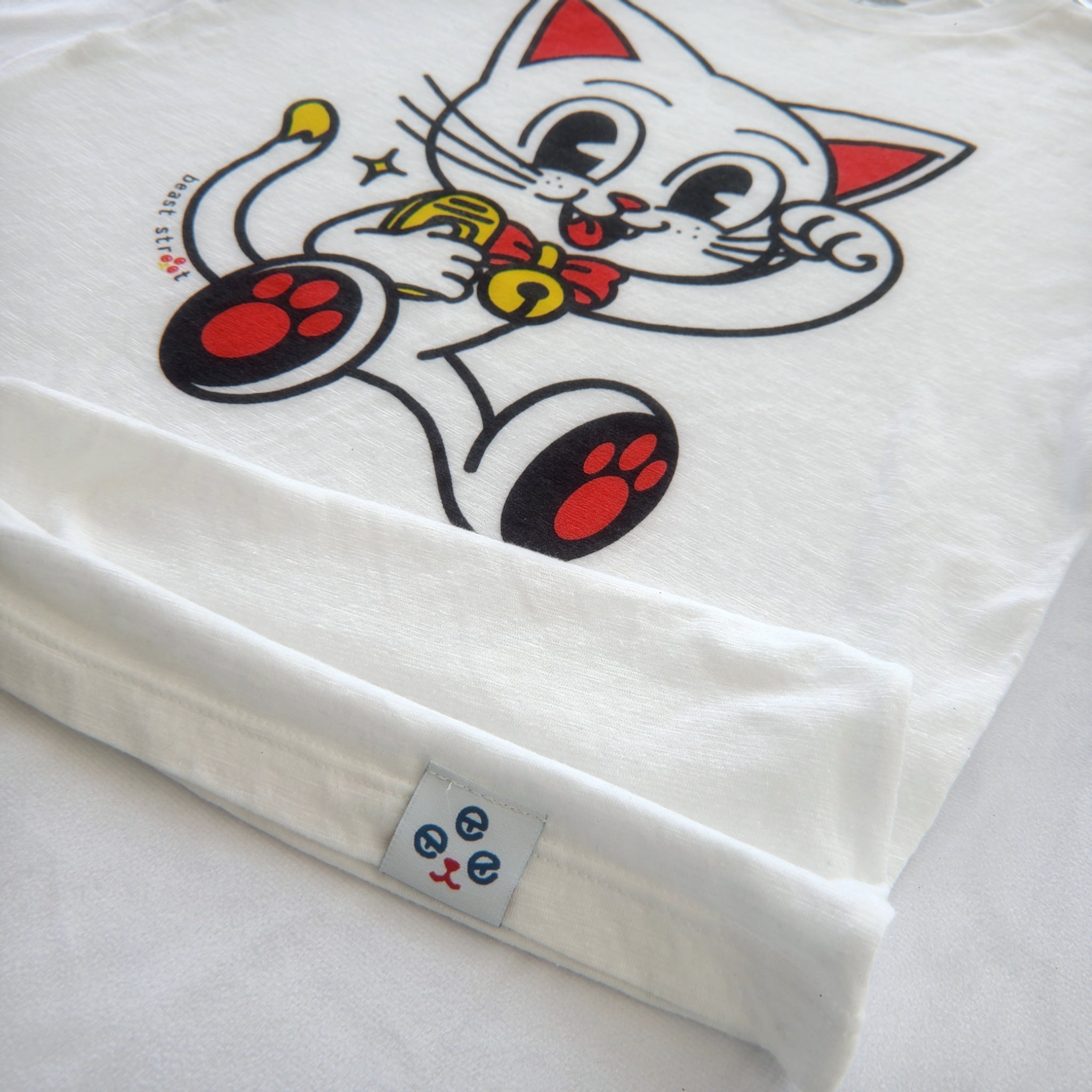 LUCKY CAT T